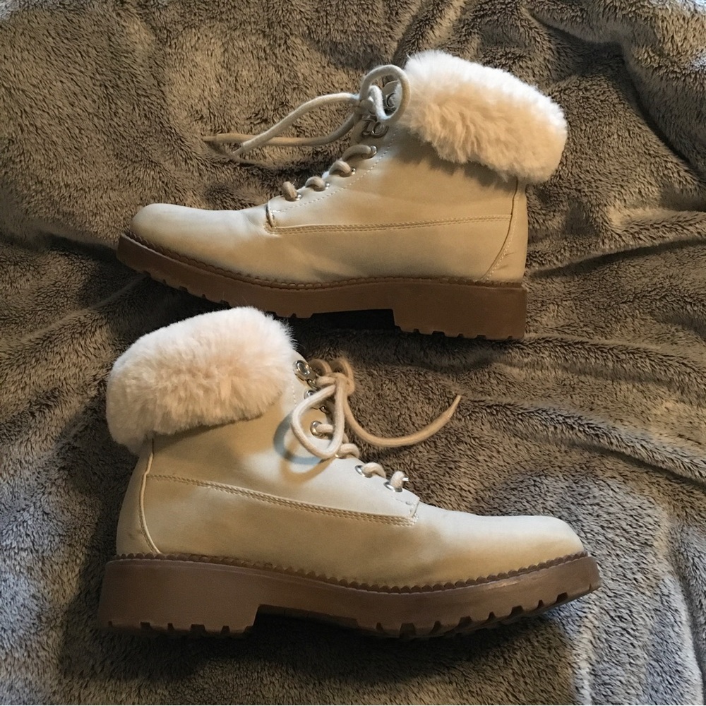 Faux fur trimmed boots